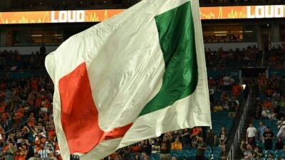 Reports: Canes returning to Nike on $200M deal