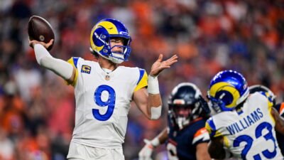 Matthew Stafford becomes first to throw for 20,000 yards with two NFL teams