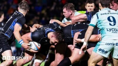 Glasgow overpower Connacht to maintain unbeaten start