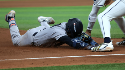 Division Series Game 1 winners and losers: Austin Wells’ baffling baserunning decision dooms Yankees