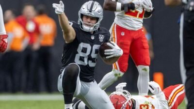 NFL Week 4 player prop bets: Raiders’ Brock Bowers among best anytime TD bets