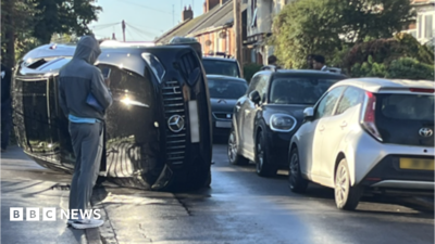 Hull’s Gourna-Douath crashes near training ground