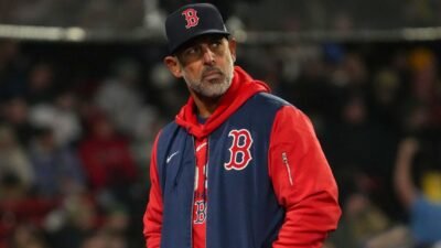 Report: Cora again declines chance to manage Phils, plans to take ’27 off