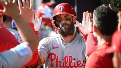 Harper rebounds from gaffe, sets up Bohm’s season-saving HR