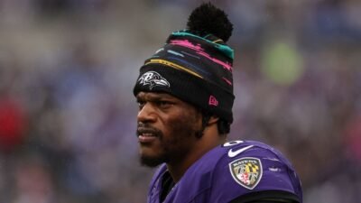 Ravens ‘don’t know the chances yet’ whether Lamar will play on SNF