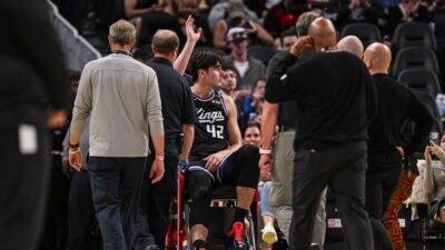 Kings’ Raynaud avoids serious injury, reevaluated in 2 weeks