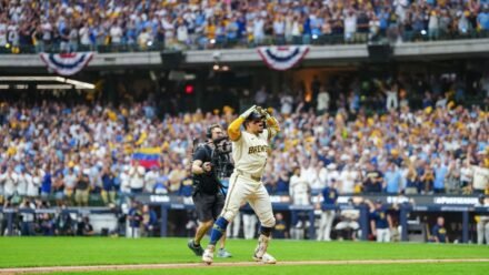 Brewers prove their way can take down anyone — even the Dodgers