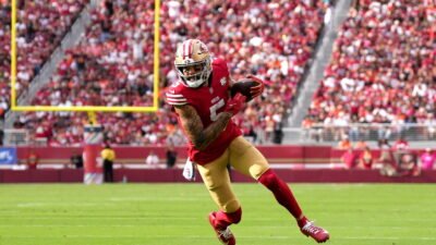 49ers WR Mike Evans limited in Wednesday’s practice
